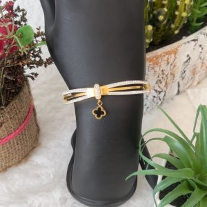 ST 709 luxury ladies steel bangle jewelry one black star drop bangle