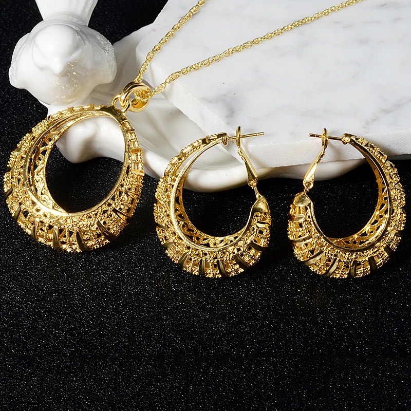 ST 720 Dubai High Quality Party Set Accessories