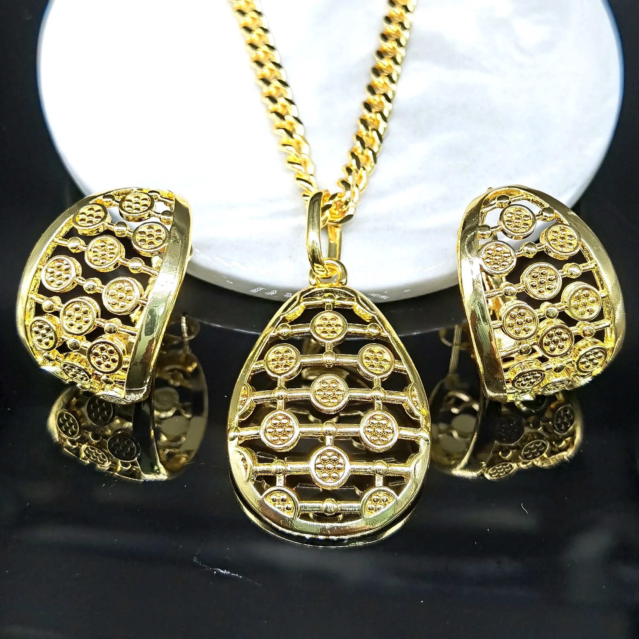 ST 413 Hollow fashion jewelry set 18k gold plated brass jewelry set necklace pendant earrings