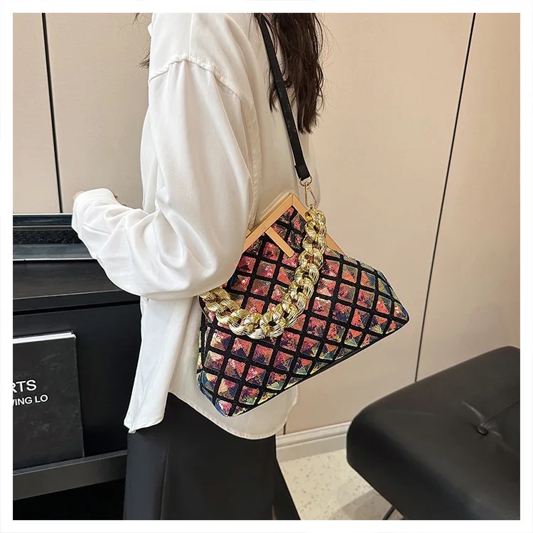 ST 6789 High Quality women's Chain Versatile Grilles Shoulder Crossbody Bag ( C )